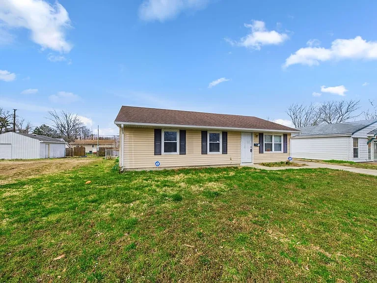 850 Saint Bartholomew Dr — Photo 46