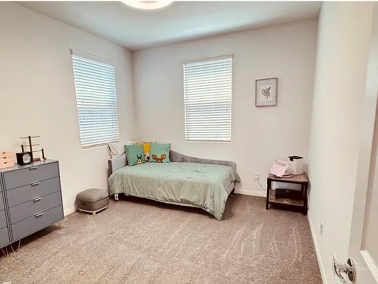 623 Sedum Ave — Photo 6