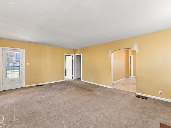 5th image of 731 25th St