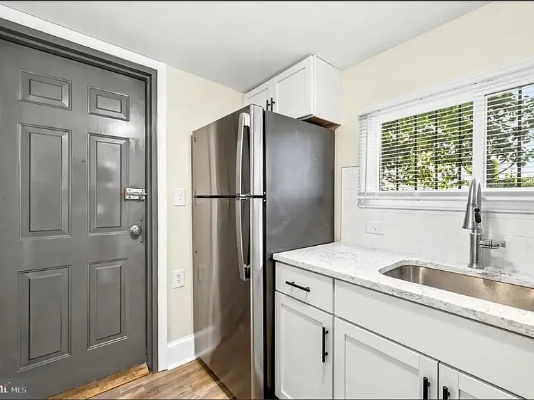 2226 E Clearfield St — Photo 7