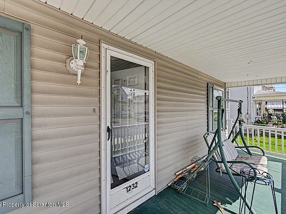 5th image of 1232 Reynolds Ave