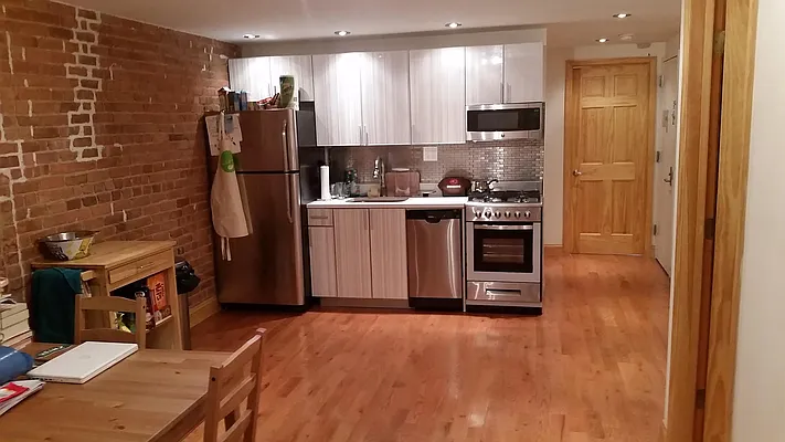 Rented by The Hamilton Group | media 30