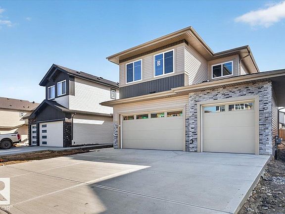 4th image of 81 Mockingbird Cres
