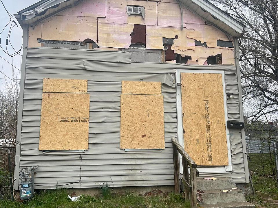 1st image of 2531 Columbia St