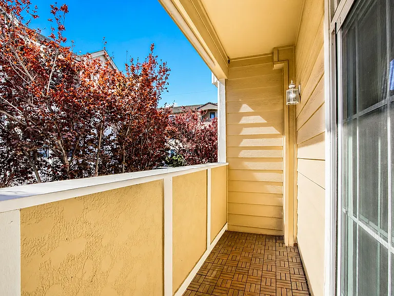 2414 Falk Ct — Photo 4