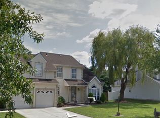 18 Olympia Ln, Sicklerville, NJ 08081