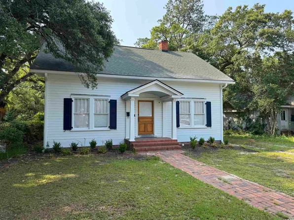 1403 9th Ave., Conway, SC 29526