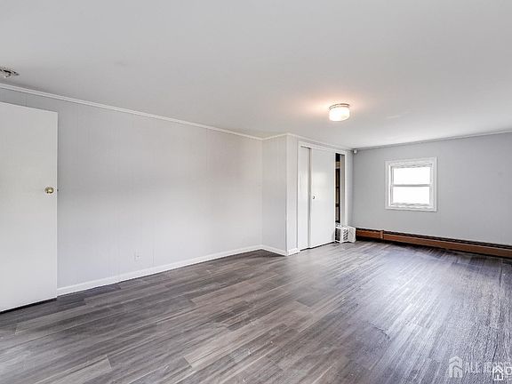 2nd image of 180 Main St