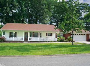 11 Timber Ln, Cabot, AR 72023