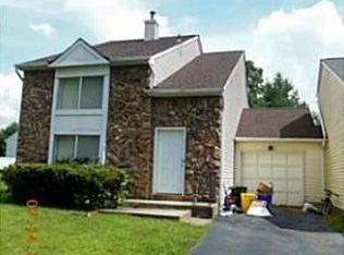 37 Jeffrey Cir, Dayton, NJ