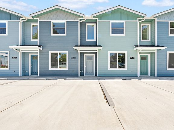 3rd image of 1405 California St #11167561
