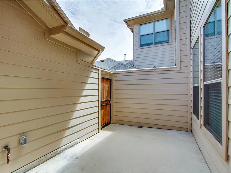 4679 Edith St — Photo 29