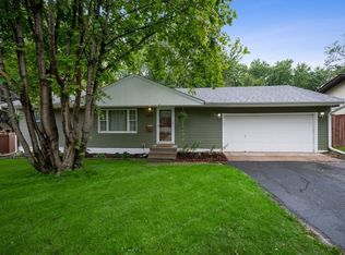 7463 Clayton Ave E, Inver Grove Heights, MN 55076