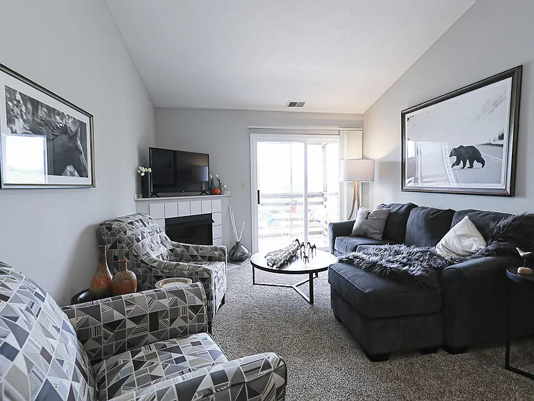 Compass Pointe — Photo 147
