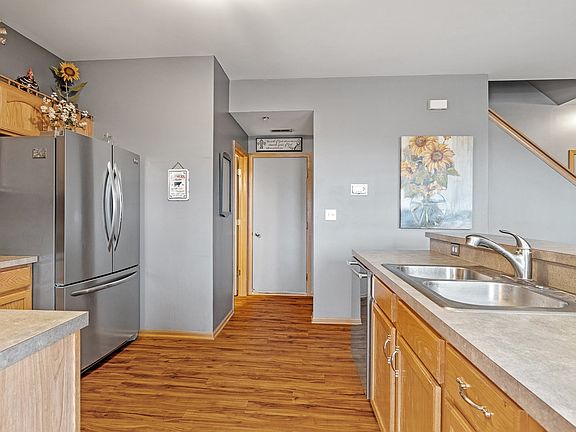 5th image of 16134 Golfview Dr Unit 1