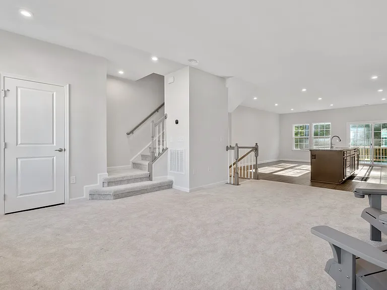 859 Romeria Dr — Photo 17
