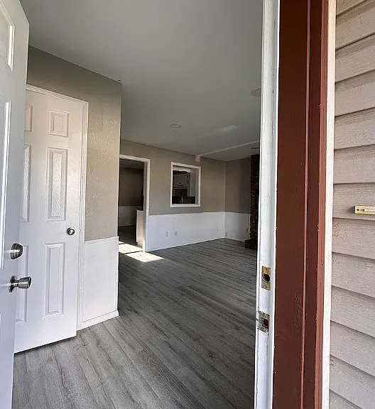 3015 W Roxbury St #1 — Photo 5