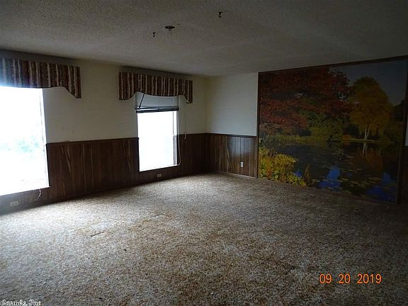 2nd image of 17209 Macarthur Dr