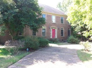 3804 Pine Grove Cir, Chesapeake, VA 23321