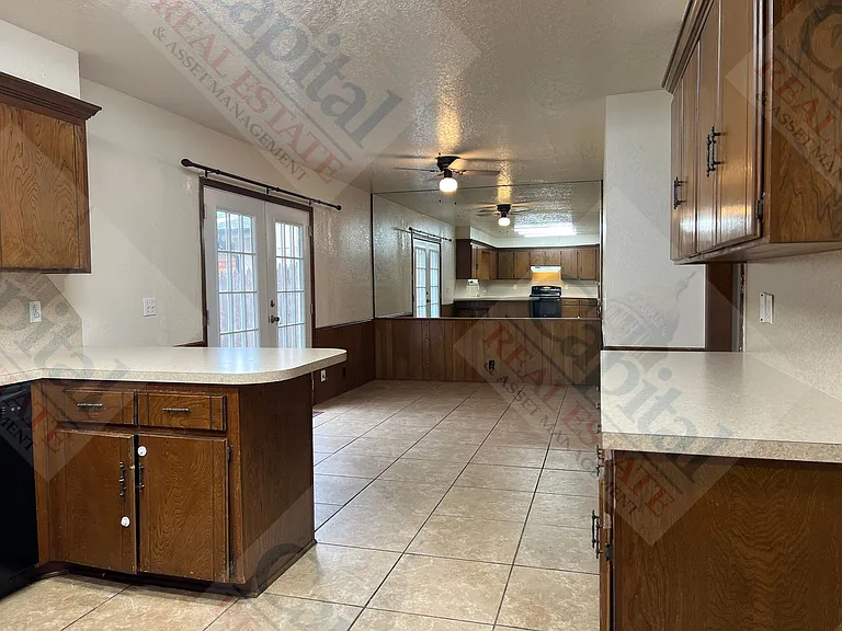 6717 W Britton Rd — Photo 11