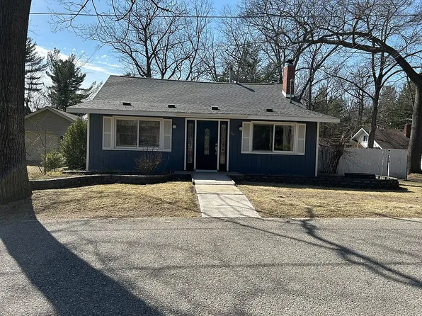 115 13th St, Prudenville, MI 48651