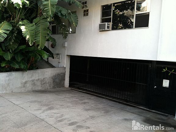 5th image of 7512 Fountain Ave APT 5