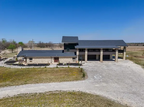 1827 SE 20th St, El Dorado, KS 67042