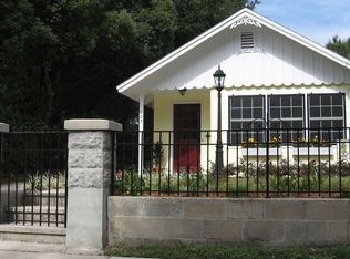 323 E 9th Ave, Mount Dora, FL 32757