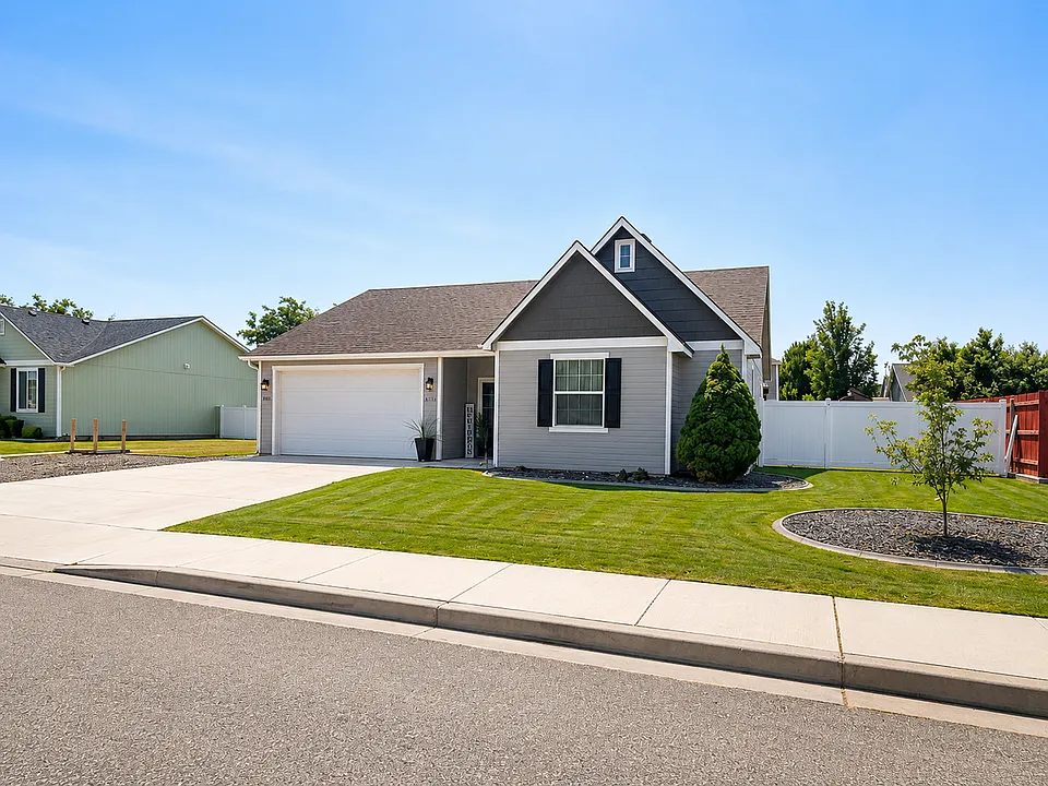 4212 Laredo Dr