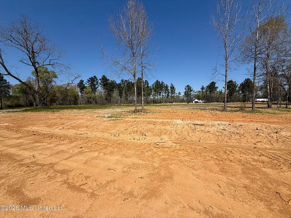 2nd image of 2 Oakley Ln