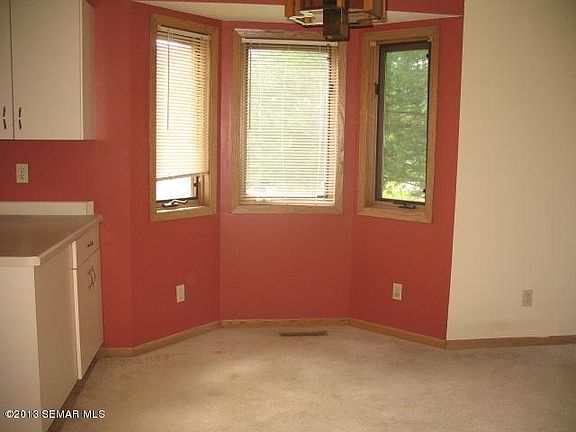 5th image of 520 Cedardale Dr SE