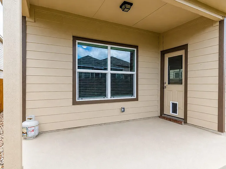 425 Perfect World Loop — Photo 24
