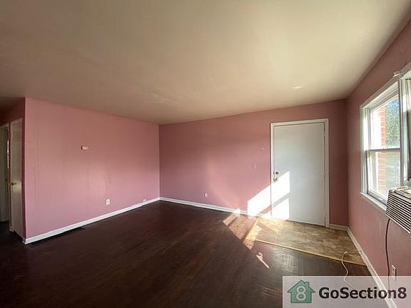 3rd image of 2620 Van Brunt Blvd APT 1