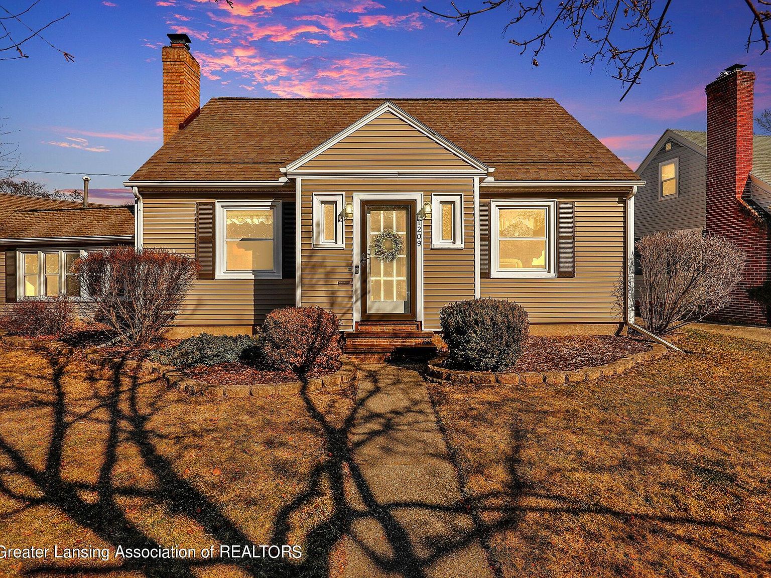 1209 Parkdale St, Lansing, MI 48910 Zillow