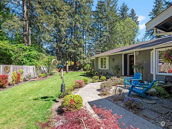 3rd image of 13807 99th Avenue Ct NW