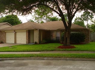 16210 La Gloria Dr, Houston, TX 77083