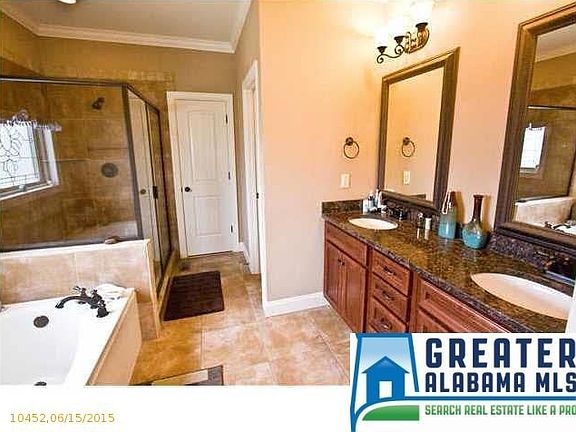 3rd image of 132 Lauchlin Way