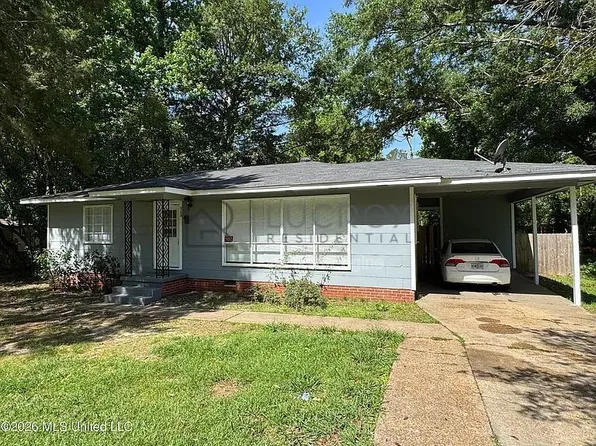 3173 Oak Forest Dr, Jackson, MS 39212