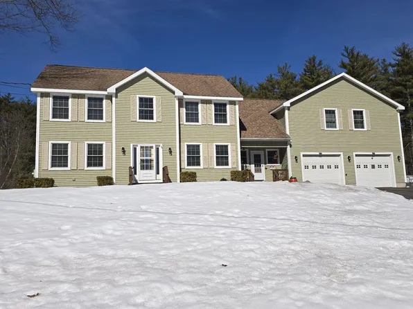 14 Kristy Court, Raymond, NH 03077