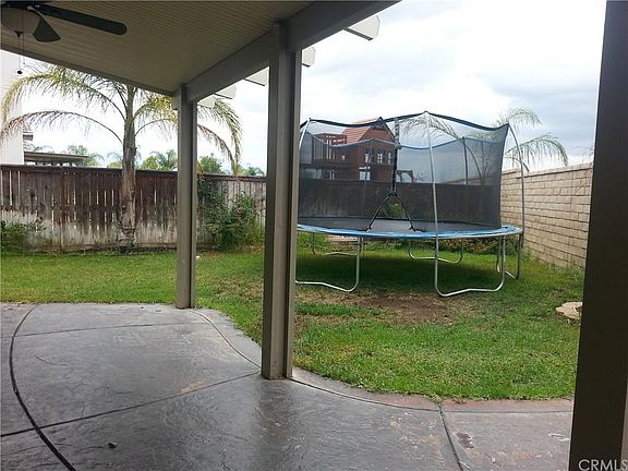 4th image of 28815 Londonderry Ct