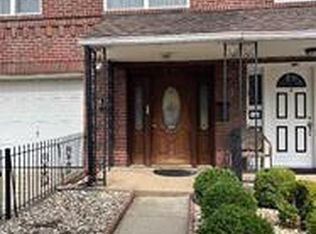 2144 Steinway St, Astoria, NY 11105