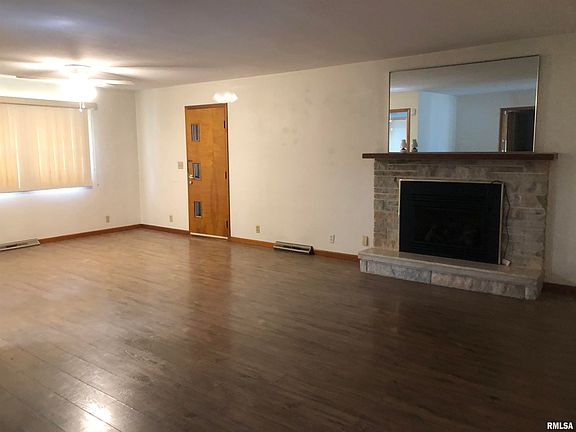 2nd image of 5 Adloff Ln