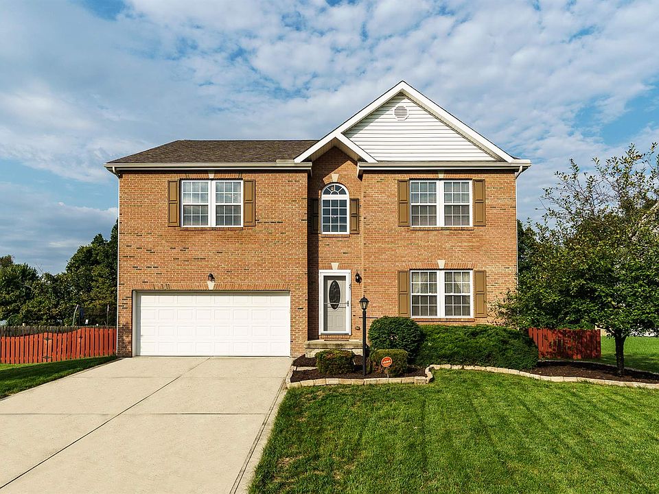 1st image of 45 Knights Bridge Dr W