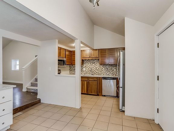 5th image of 4407 Vallejo St