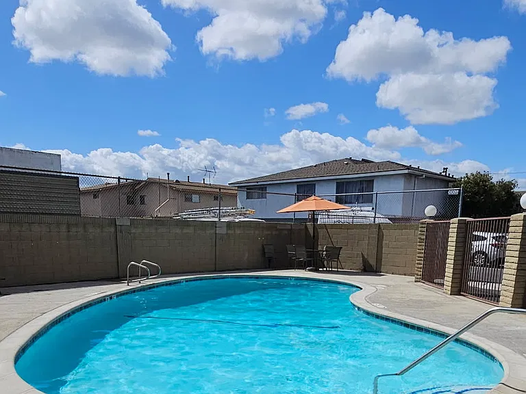 Puerta Madera Apartments — Photo 13