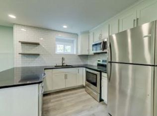 13 Bancker Ave APT 3, Schenectady, NY 12302