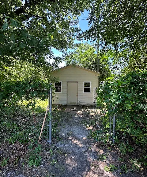 4526 Cedar Springs Rd — Photo 31