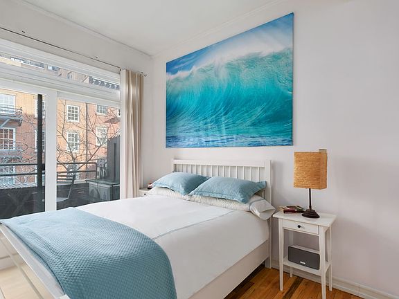 4th image of 822 Greenwich St APT 3A