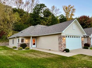 3482 Briarwood Ct, Red Wing, MN 55066