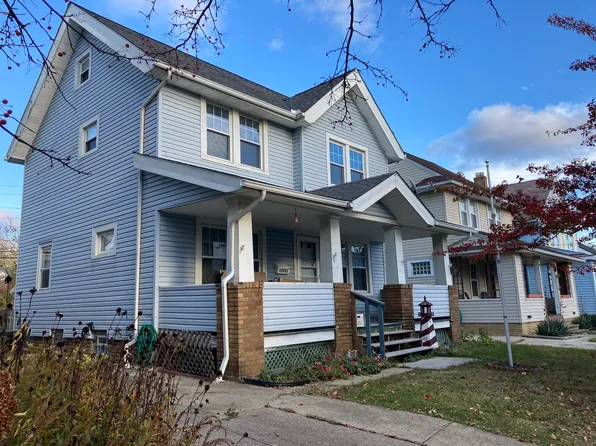 17721 Crestland Rd, Cleveland, OH 44119